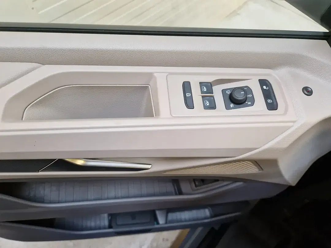 Volkswagen T7 Multivan eHybrid 4Motion Business - Thumbnail 13