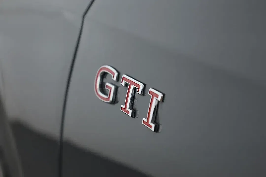 Volkswagen Golf DSG GTI Black Edition - Thumbnail 11