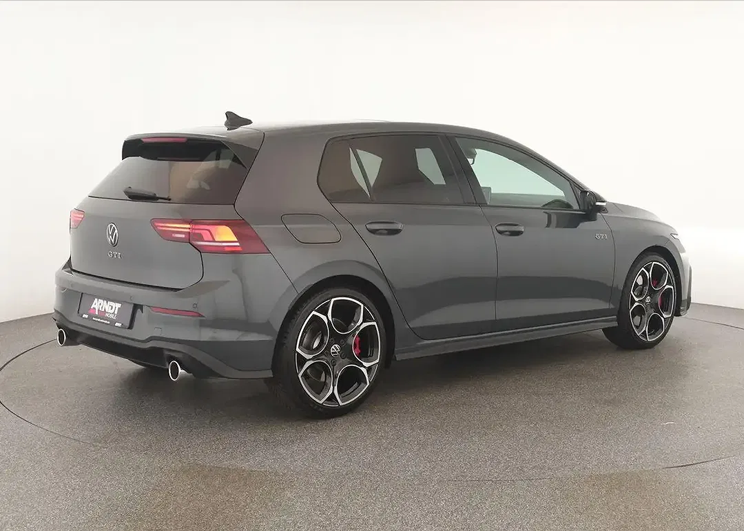 Volkswagen Golf DSG GTI Black Edition - Thumbnail 5
