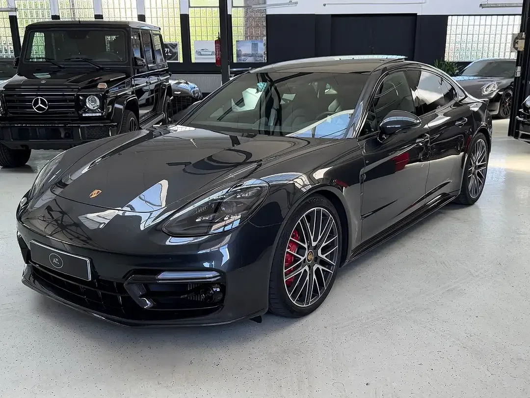 Porsche Panamera V8 GTS - Thumbnail 1