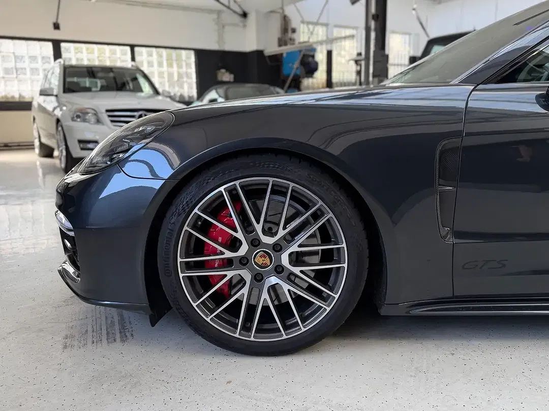 Porsche Panamera V8 GTS - Thumbnail 20