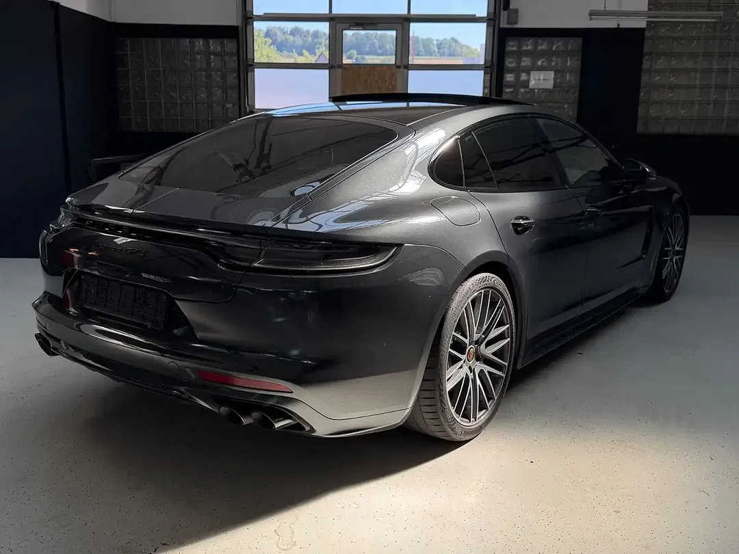 Porsche Panamera V8 GTS - Thumbnail 3
