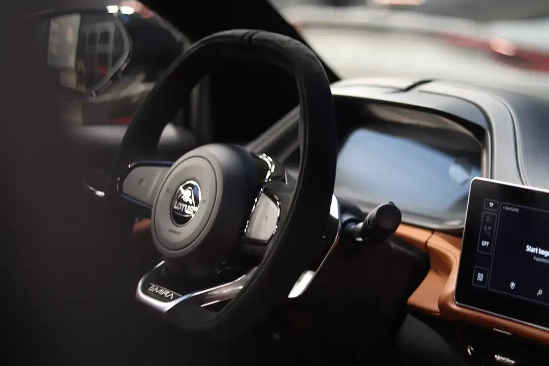 Lotus Emira Turbo SE - Thumbnail 7