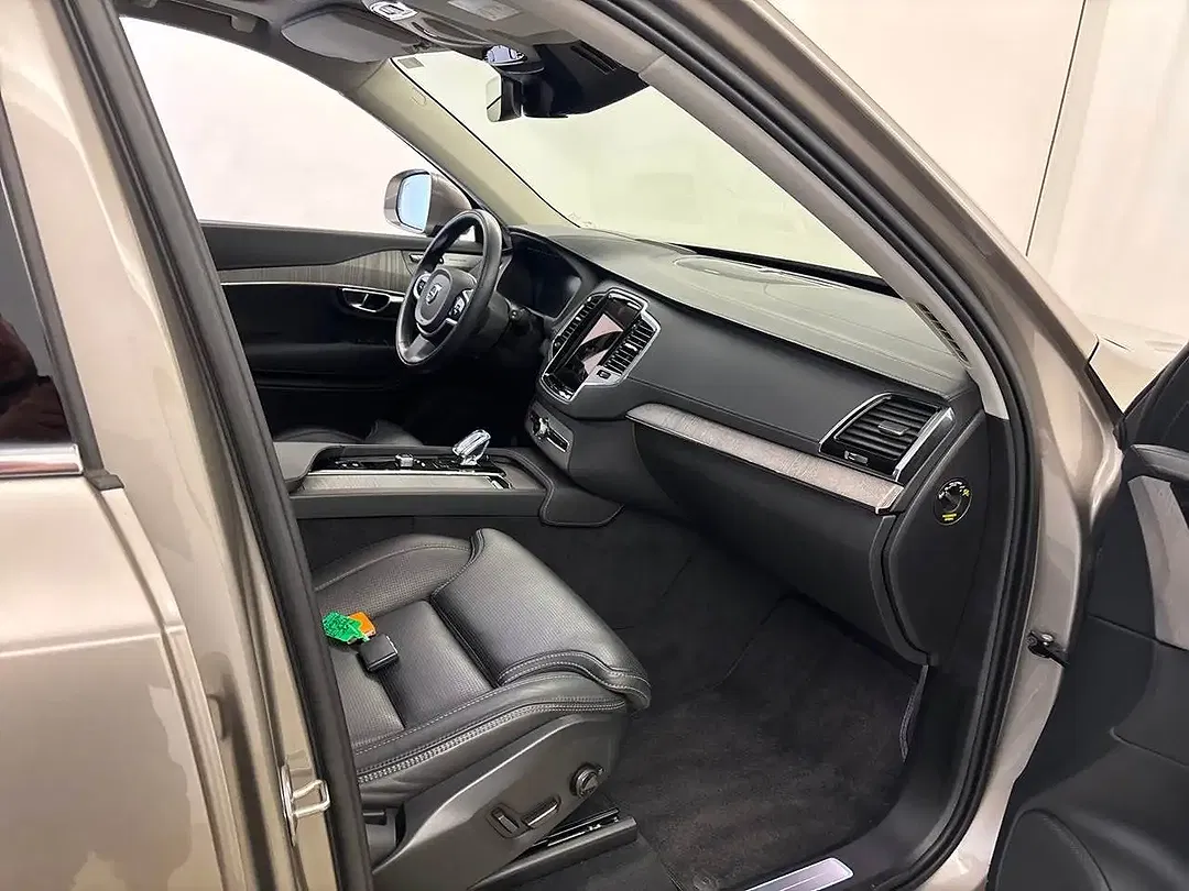 Volvo XC90 T8 PHEV AWD Inscription Edition - Thumbnail 9