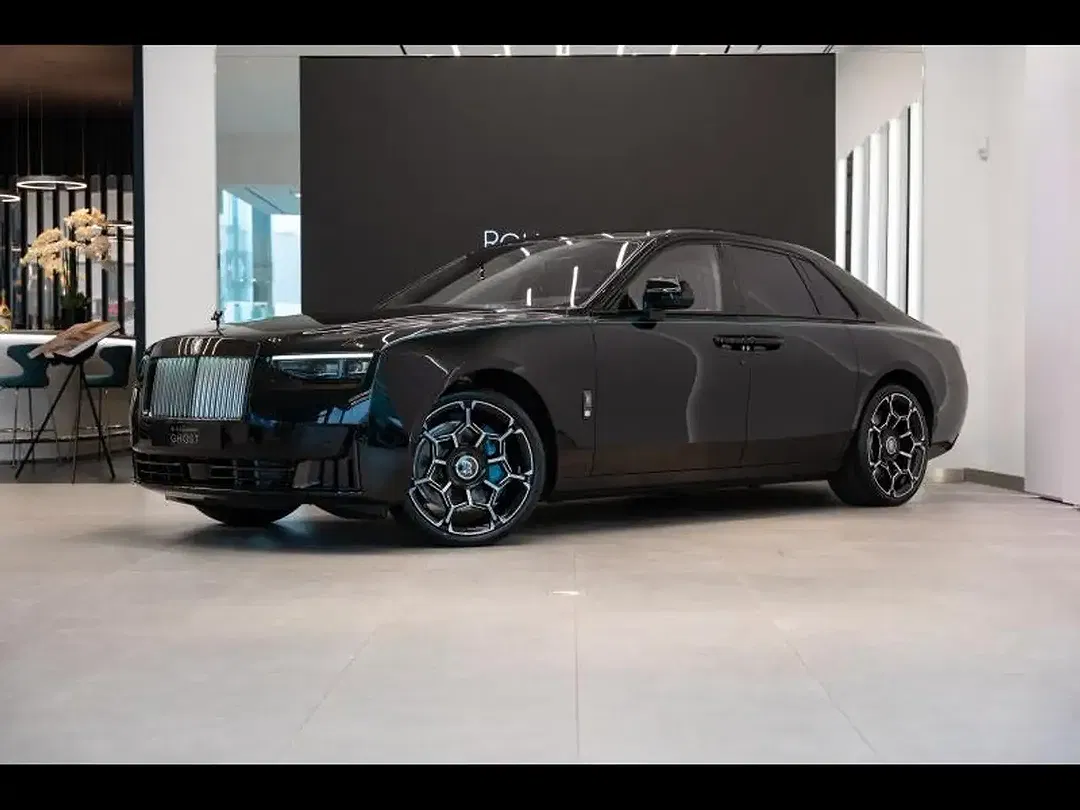 Rolls-Royce Ghost Black Badge - foto 1