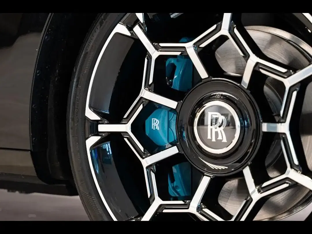 Rolls-Royce Ghost Black Badge - Thumbnail 12