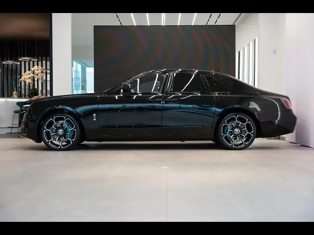 Rolls-Royce Ghost Black Badge - Thumbnail 3