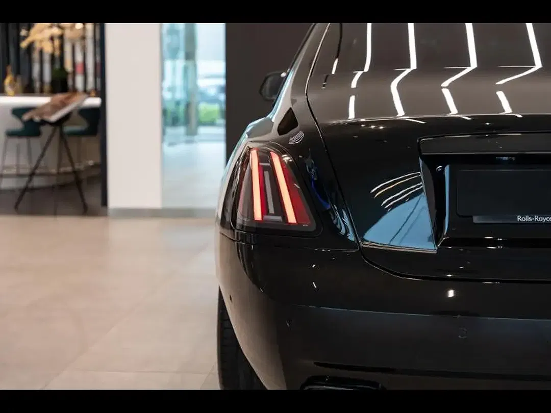 Rolls-Royce Ghost Black Badge - Thumbnail 8