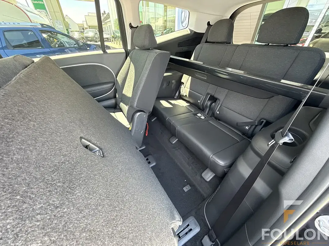 Hyundai IONIQ 9 - Thumbnail 7