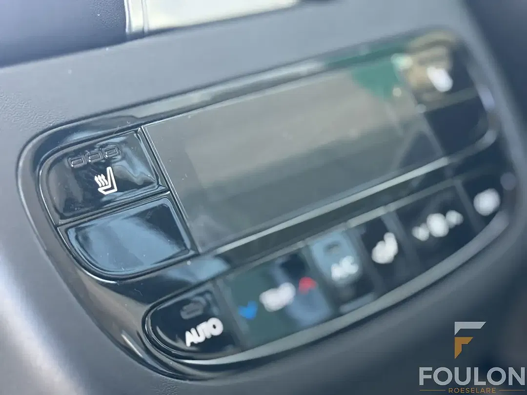 Hyundai IONIQ 9 - Thumbnail 9