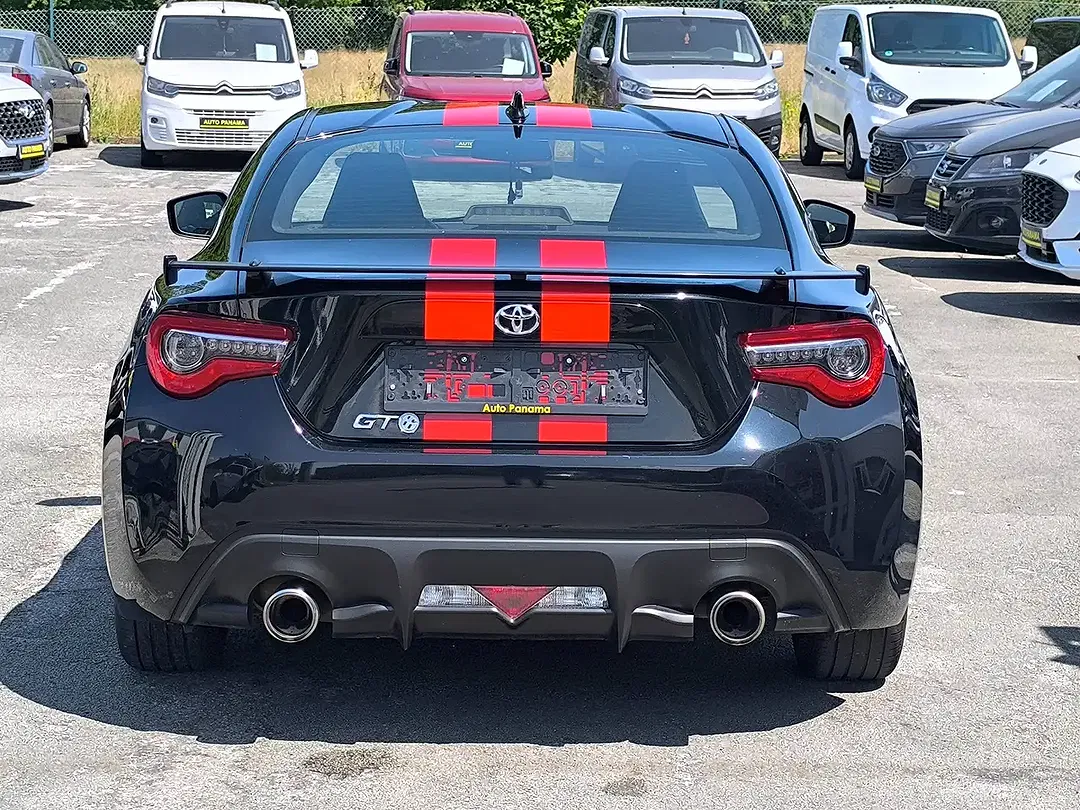 Toyota GT86 - Thumbnail 10