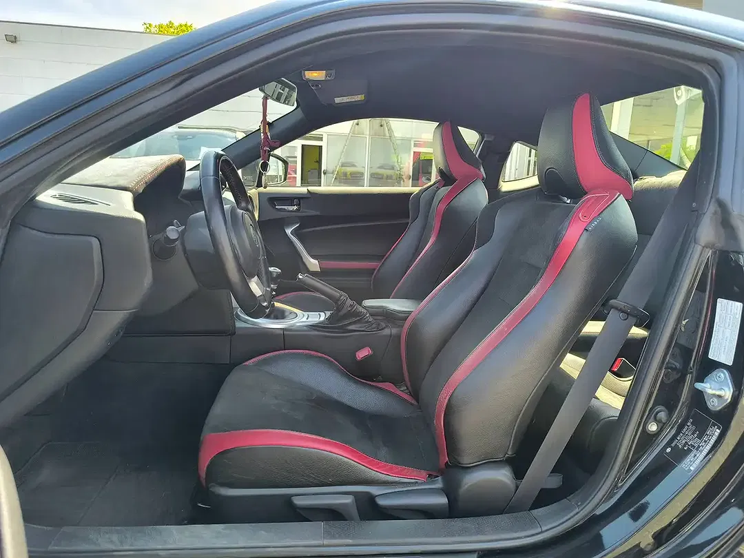Toyota GT86 - Thumbnail 12