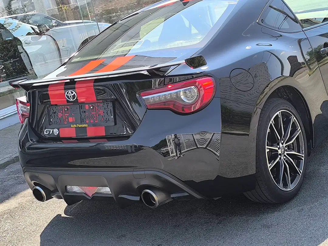 Toyota GT86 - Thumbnail 8