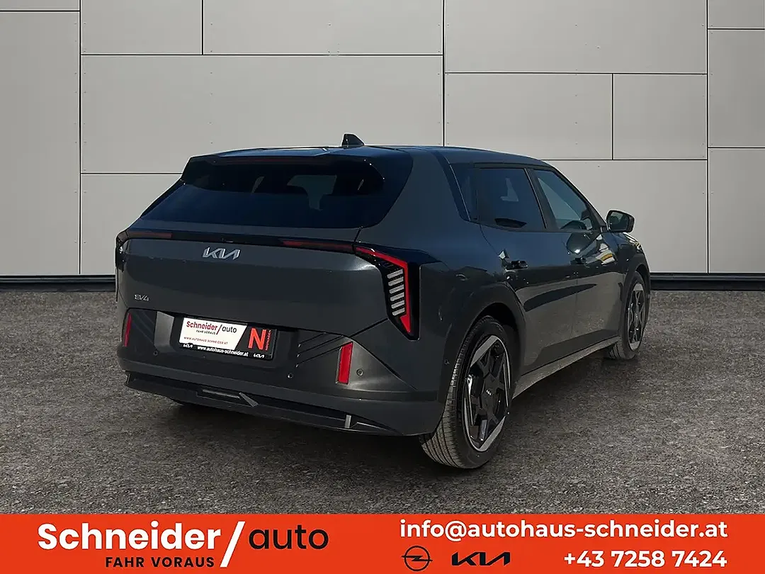 Kia EV4 81.4 kWh Earth Plus - Thumbnail 4
