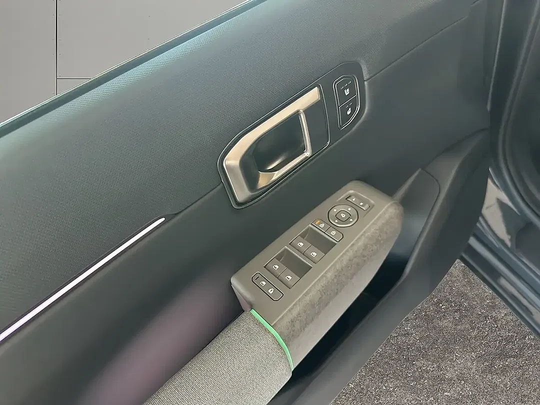 Kia EV4 81.4 kWh Earth Plus - Thumbnail 9