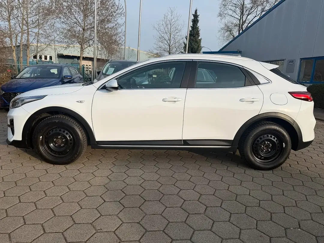 Kia XCeed Vision - foto 2