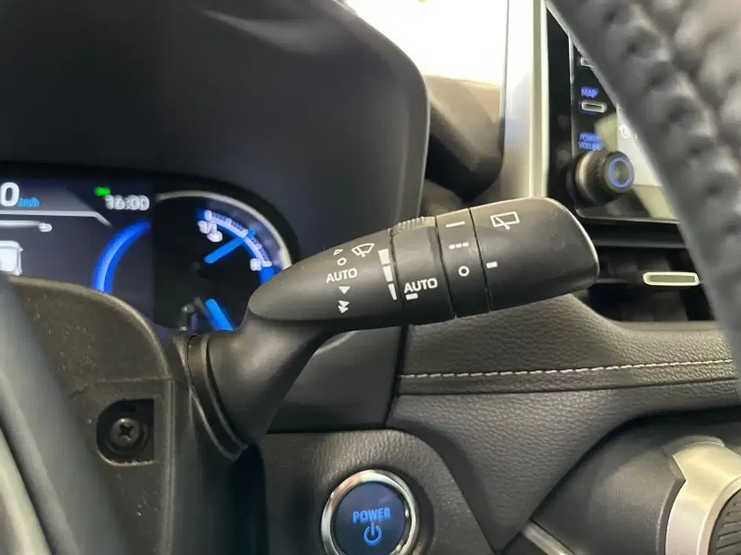 Toyota RAV 4 Hybrid - Thumbnail 23