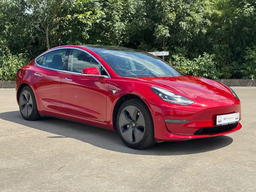 Tesla Model 3 Standard Range Plus - Afbeelding 1