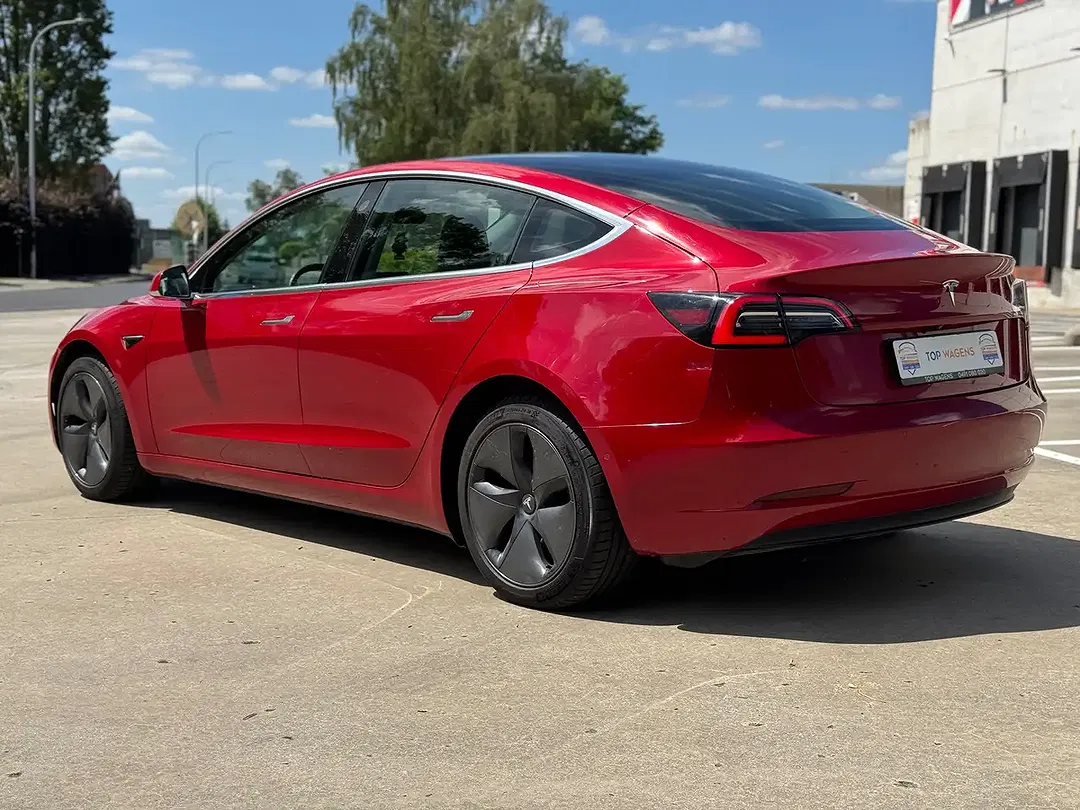 Tesla Model 3 Standard Range Plus - Thumbnail 4