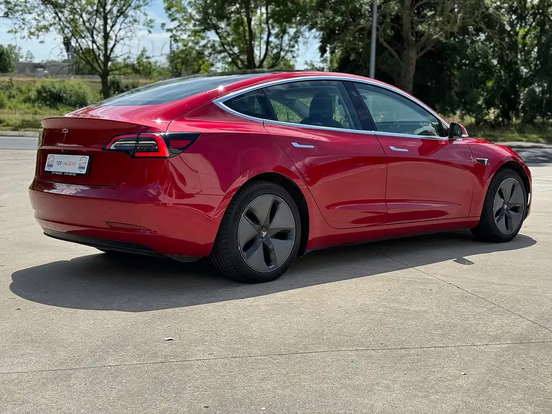 Tesla Model 3 Standard Range Plus - Thumbnail 6