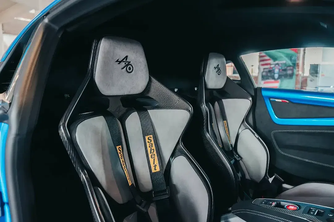 Alpine A110 R 70 - Thumbnail 13