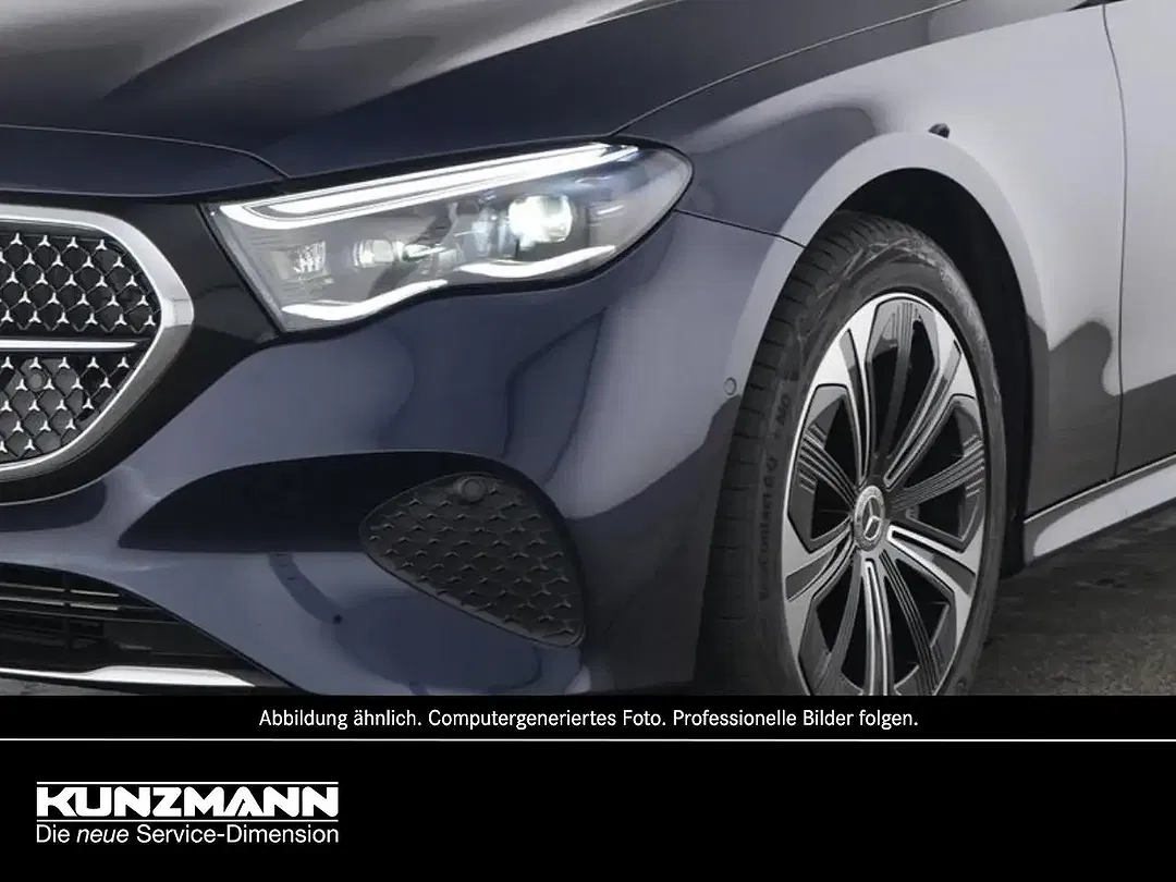 Mercedes-Benz E 300 4MATIC - Thumbnail 4