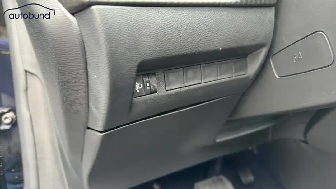 Peugeot 208 110 e-DSC6 Hybrid Allure - Thumbnail 12