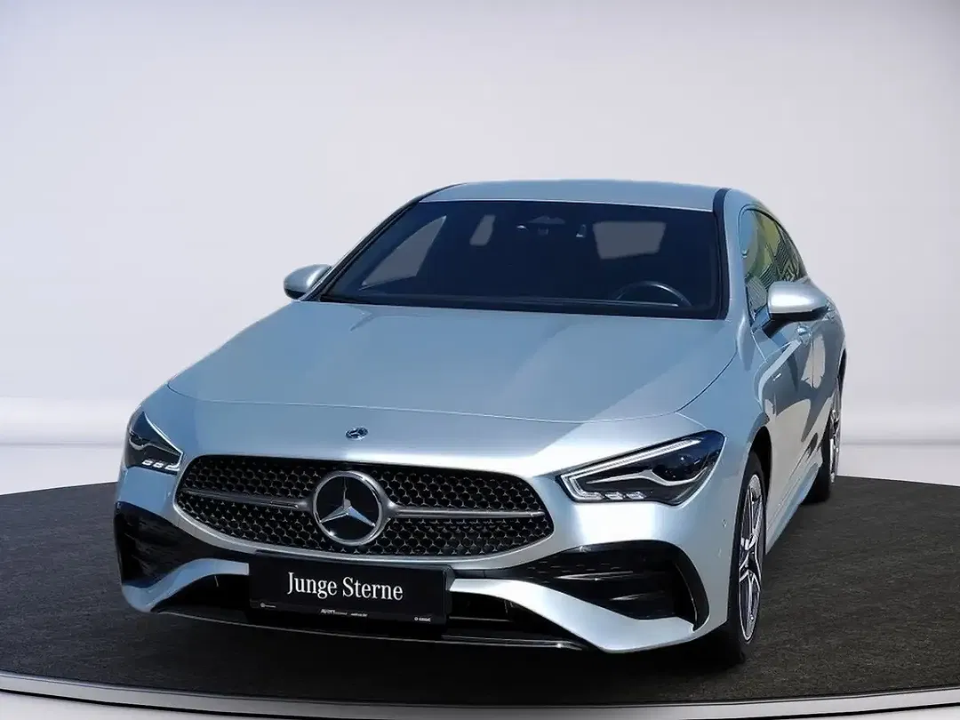 Mercedes-Benz CLA 250 AMG Line - Thumbnail 2