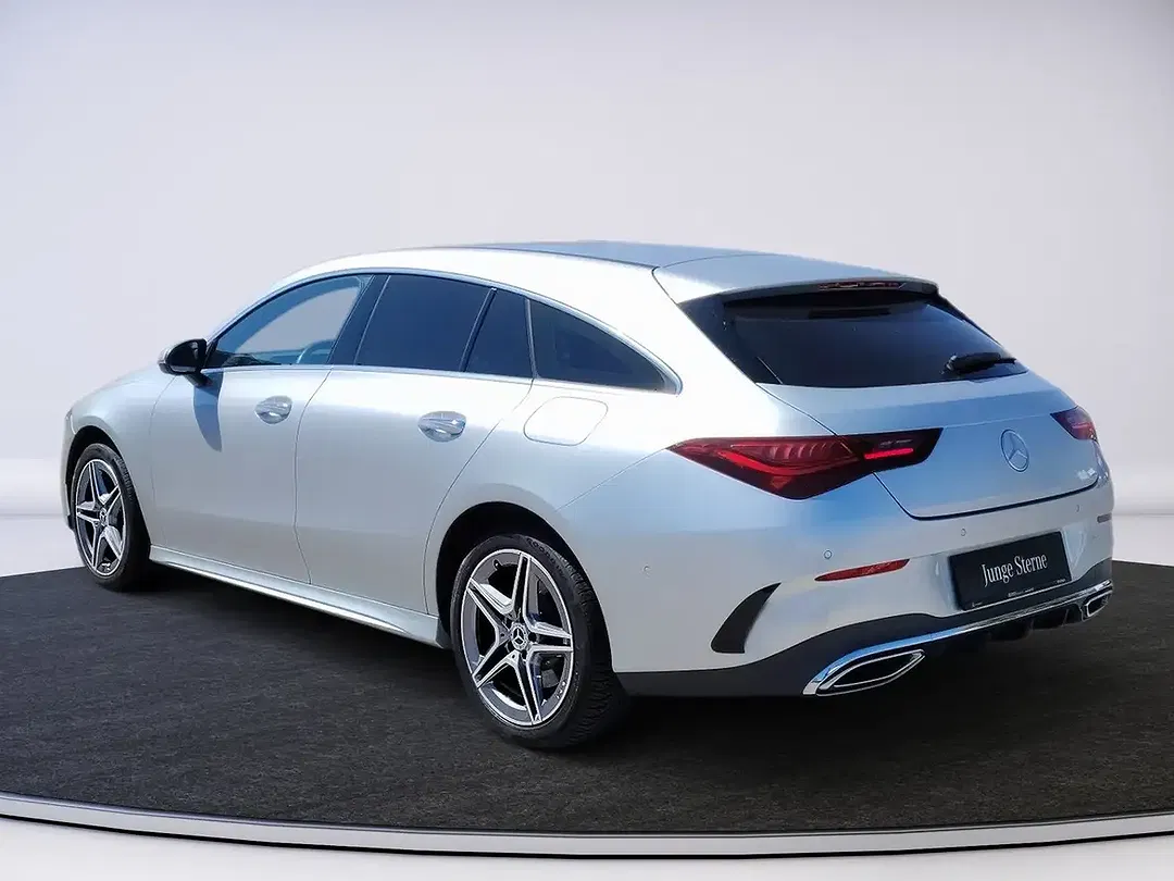 Mercedes-Benz CLA 250 AMG Line - Thumbnail 3