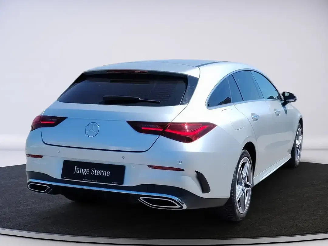 Mercedes-Benz CLA 250 AMG Line - Thumbnail 4
