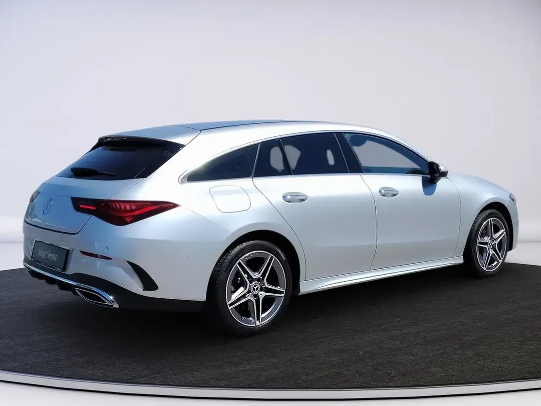 Mercedes-Benz CLA 250 AMG Line - Thumbnail 5