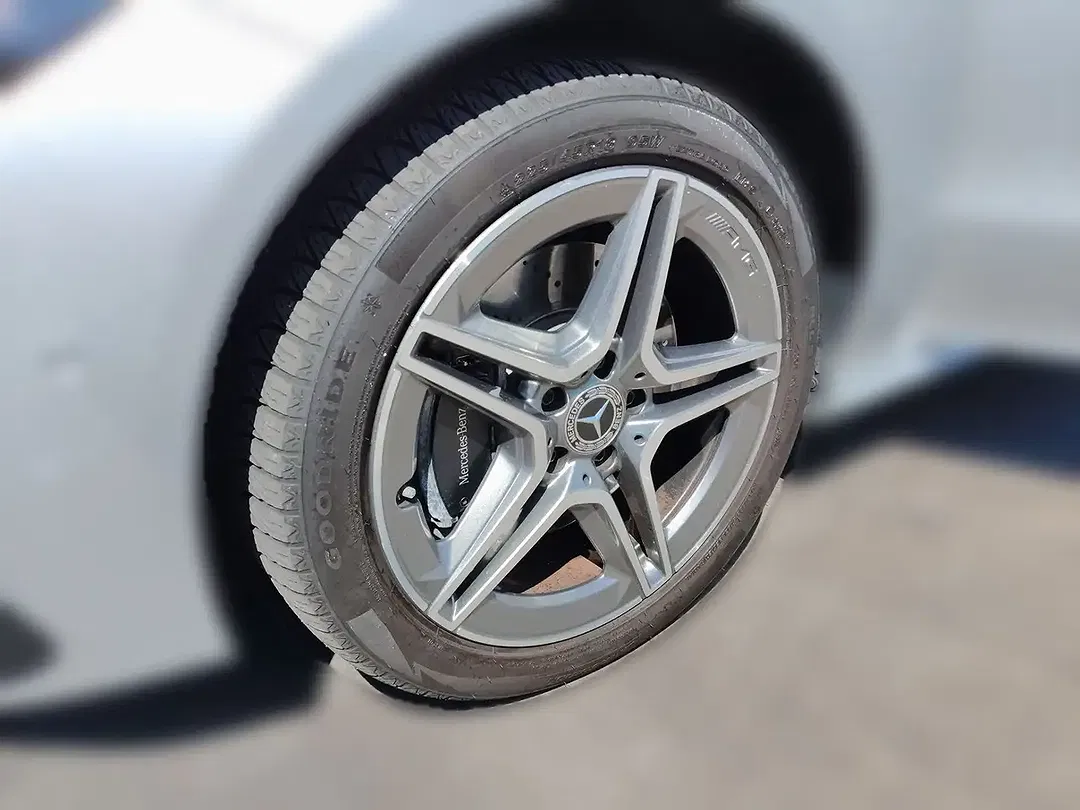 Mercedes-Benz CLA 250 AMG Line - Thumbnail 7
