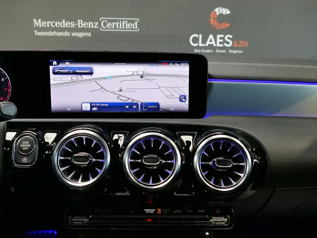 Mercedes-Benz CLA 200 AMG Line - Thumbnail 14