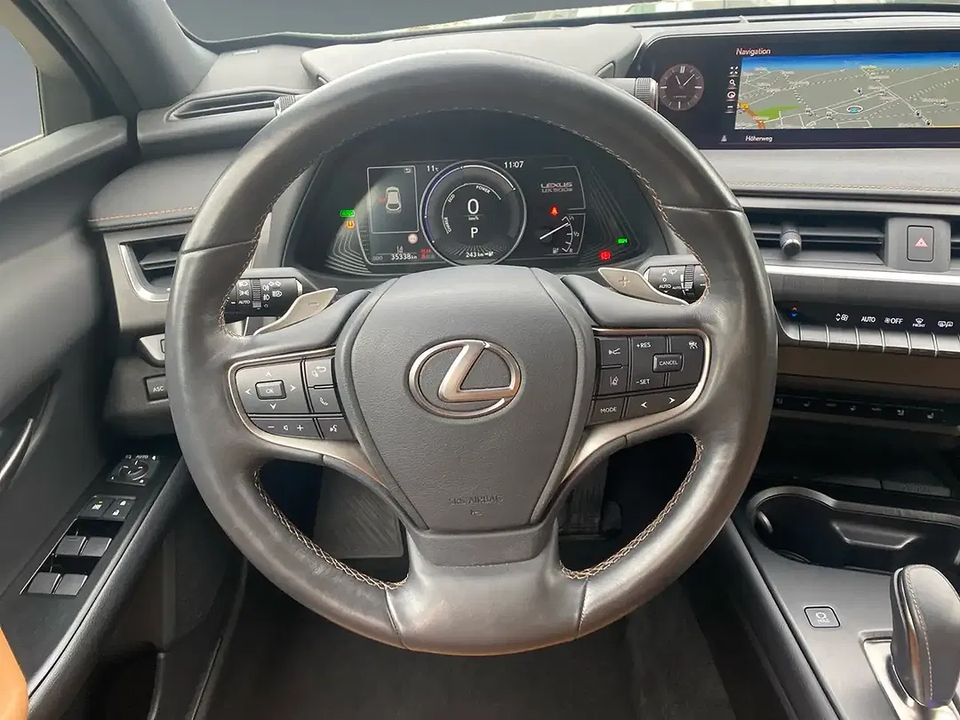 Lexus UX 300e Luxury - Thumbnail 13