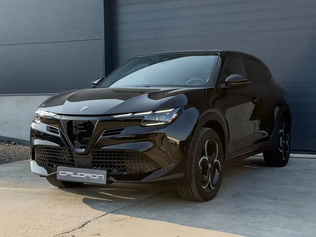 Alfa Romeo Junior 1.2 Hybrid - foto 1