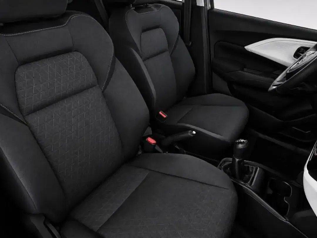 Suzuki Swift 4x4 Comfort - Thumbnail 12