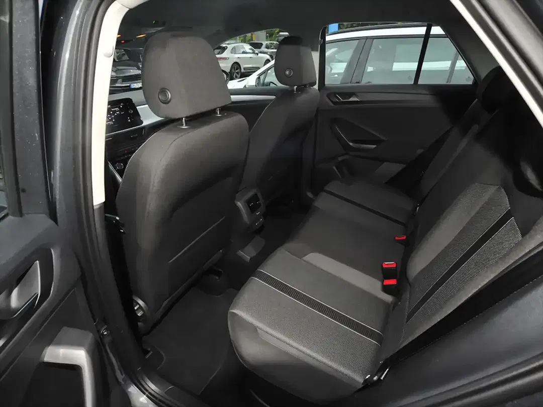 Volkswagen T-Roc 1.5 TSI Life - Thumbnail 10