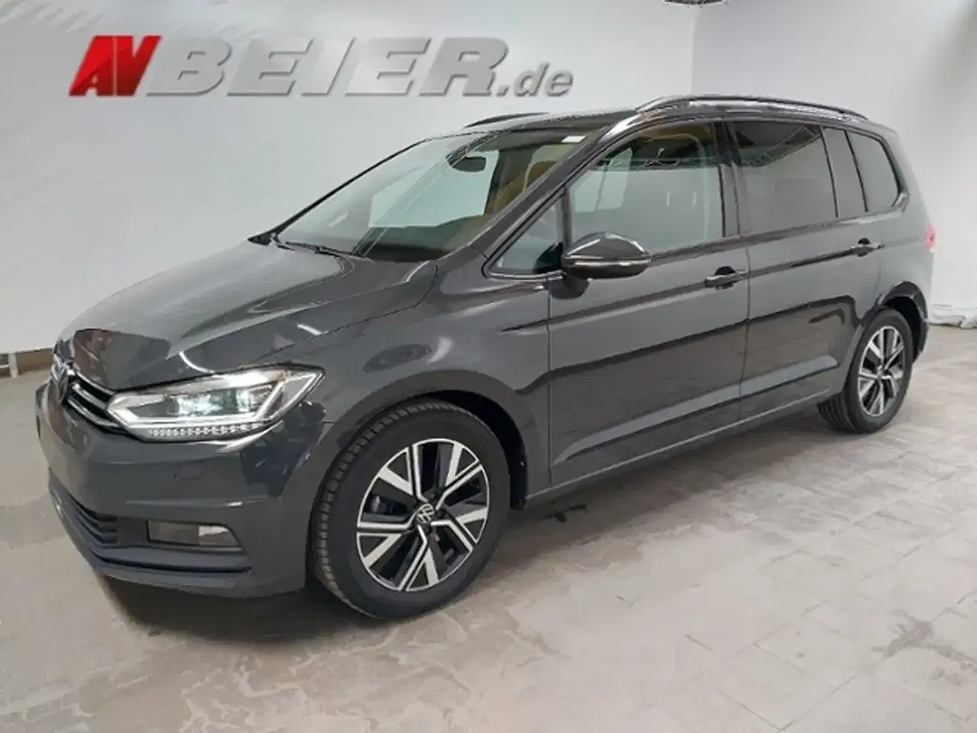 Volkswagen Touran - foto 2