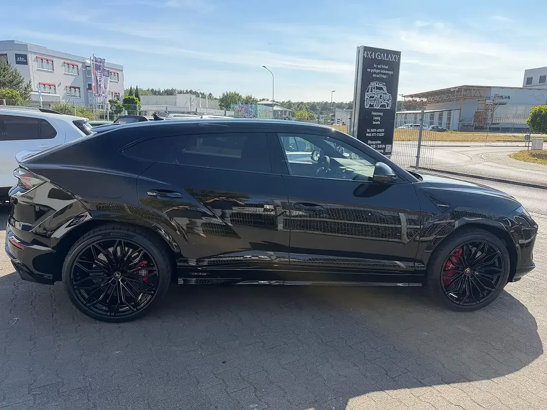 Lamborghini Urus 4.0 V8 SE - Thumbnail 4