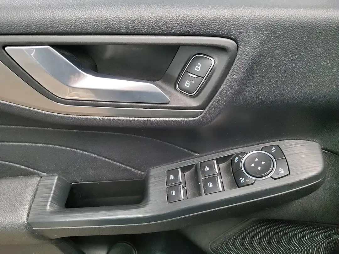 Ford Kuga 2.5 - Thumbnail 10