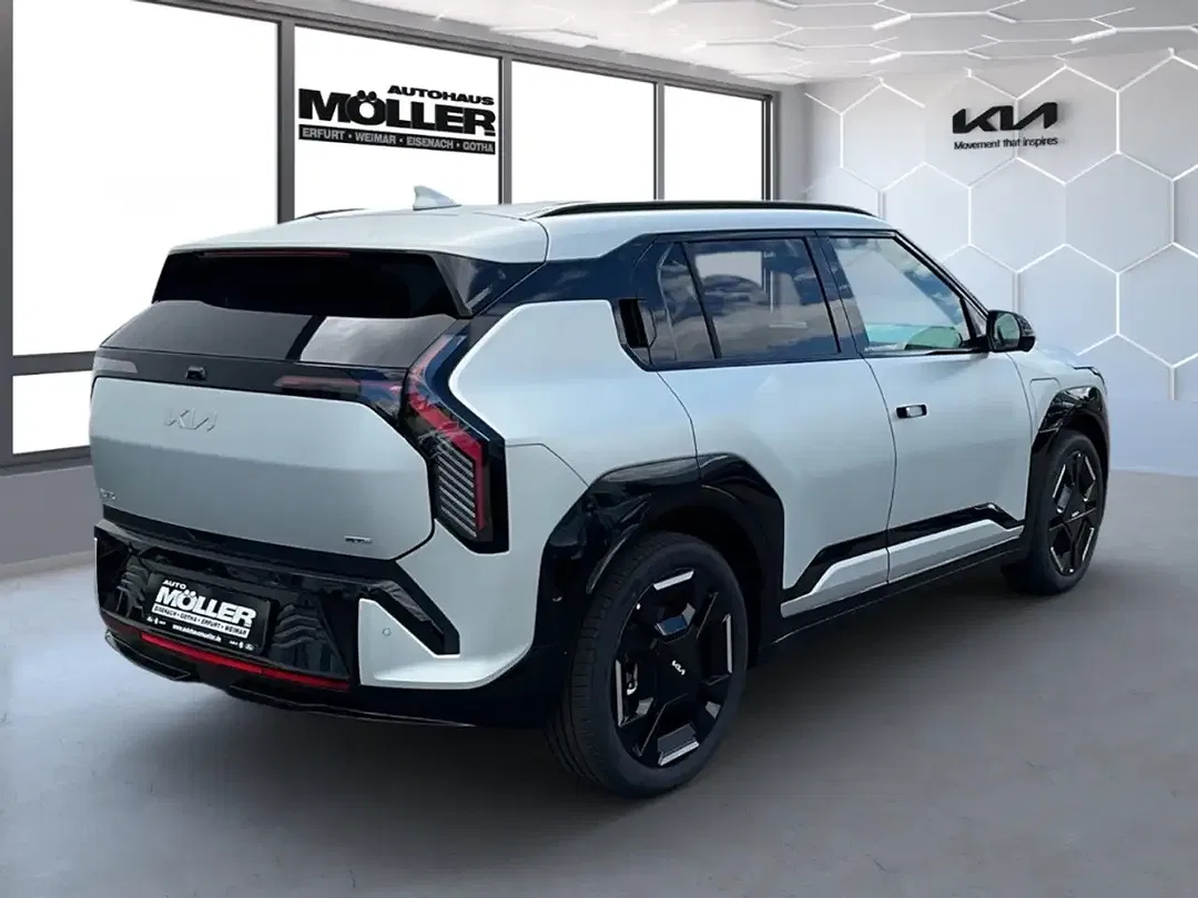 Kia EV3 GT-Line - Thumbnail 3
