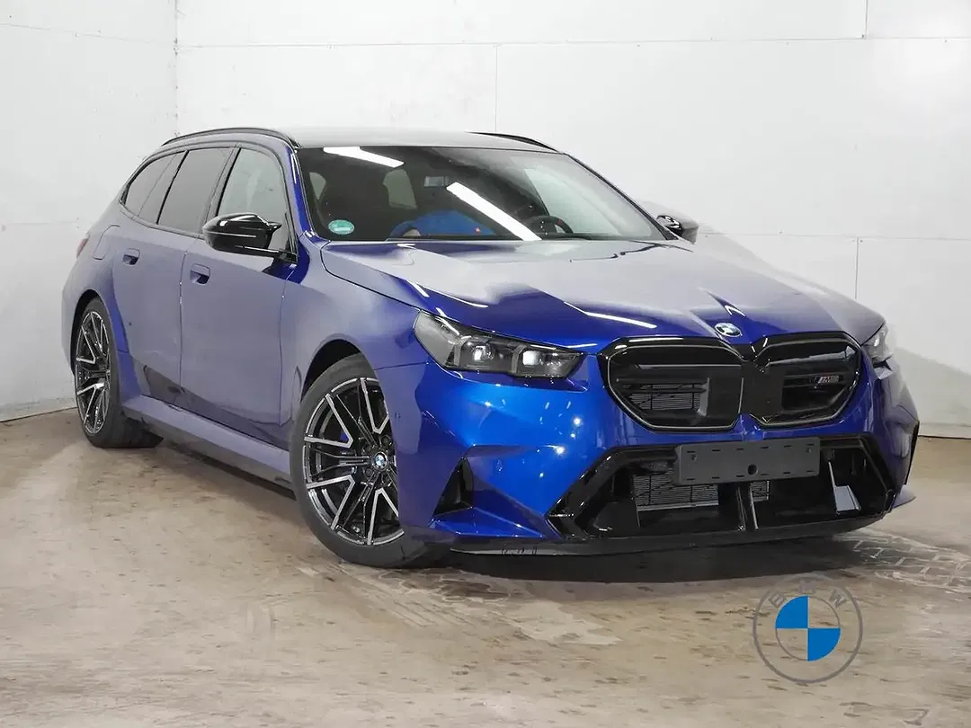 BMW M5 Touring - Thumbnail 4