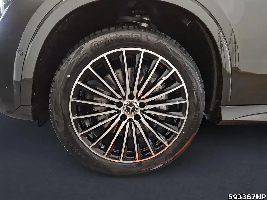 Mercedes-Benz GLC 300 4MATIC AMG - Thumbnail 5