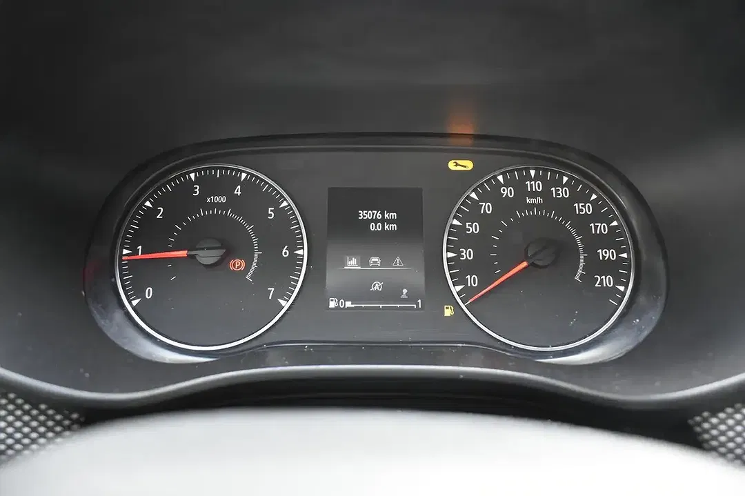 Dacia Jogger TCe Essential - foto 15