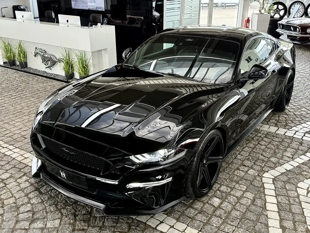 Ford Mustang GT - Thumbnail 10