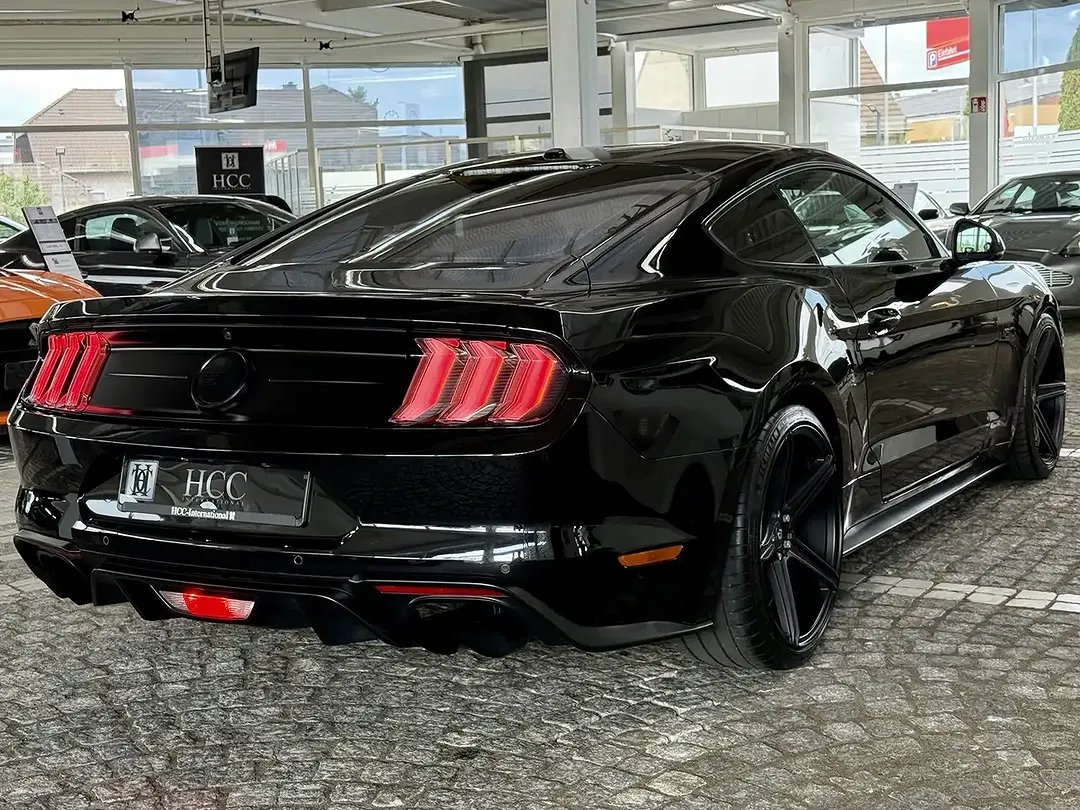 Ford Mustang GT - Thumbnail 14