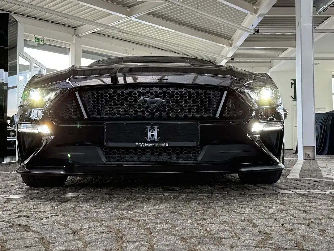 Ford Mustang GT - foto 2