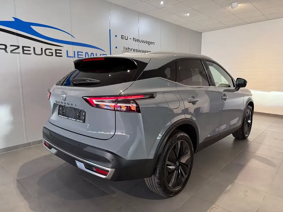 Nissan Qashqai Tekna - Thumbnail 9