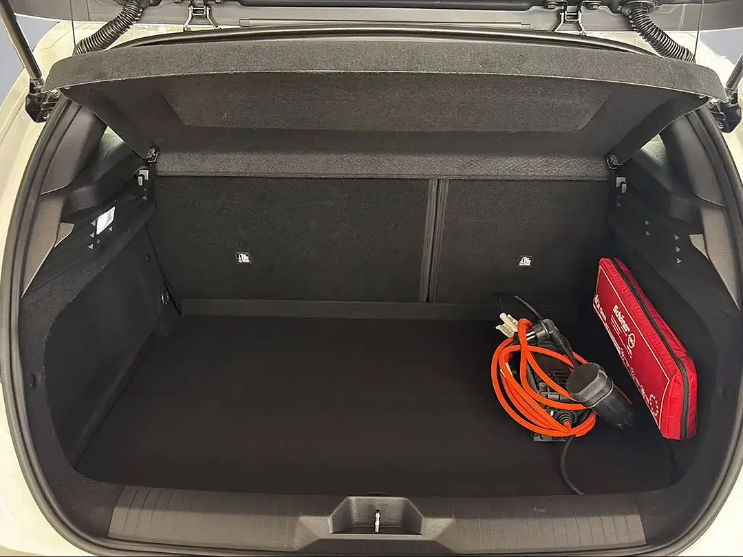 Opel Astra PHEV Edition - Thumbnail 6