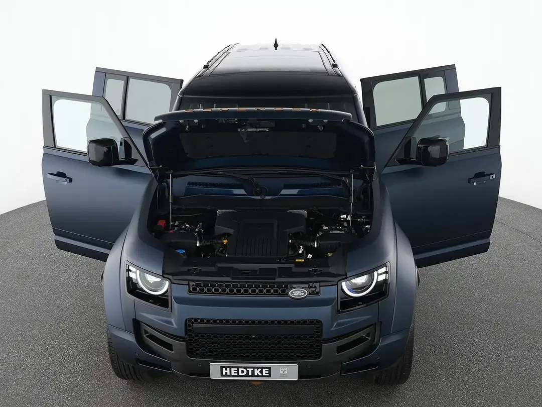 Land Rover Defender P635 OCTA 110 - Thumbnail 13
